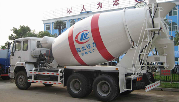 GDP���������L7.8%������������I������������